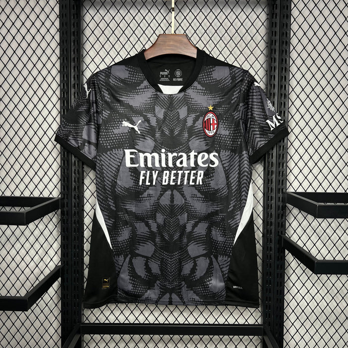 AC Milan Arquero 2024-25  Versión Fan