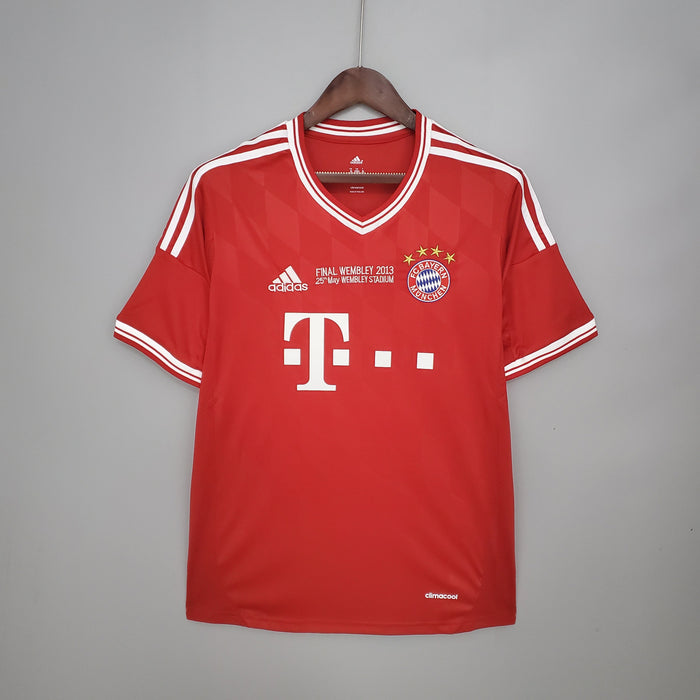 Bayern Múnich 1314 Champions League Local  Retro