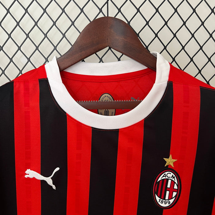 Camiseta AC Milan Local 2024-25  Versión fan