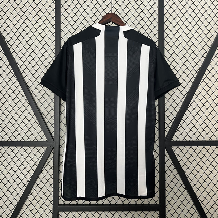 Camiseta Atlético Mineiro Local 202425  Versión fan