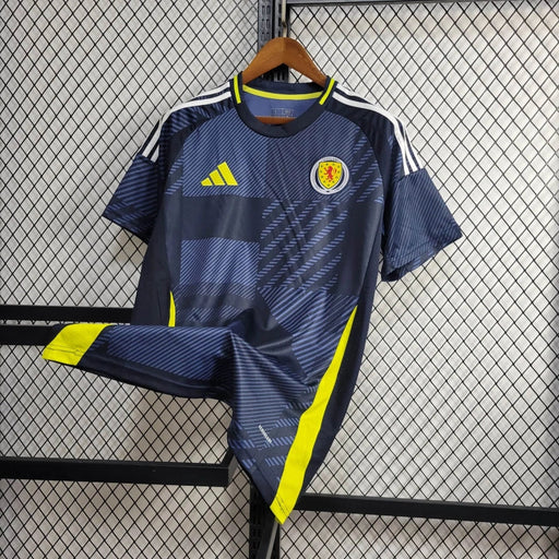 Camiseta Escocia Local 202425  Versión fan