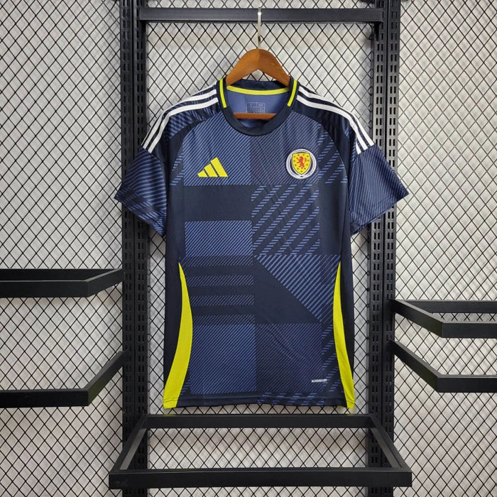 Camiseta Escocia Local 202425  Versión fan