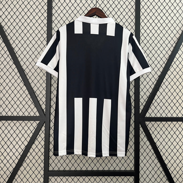 Camiseta Juventus 8485 Local  Versión fan