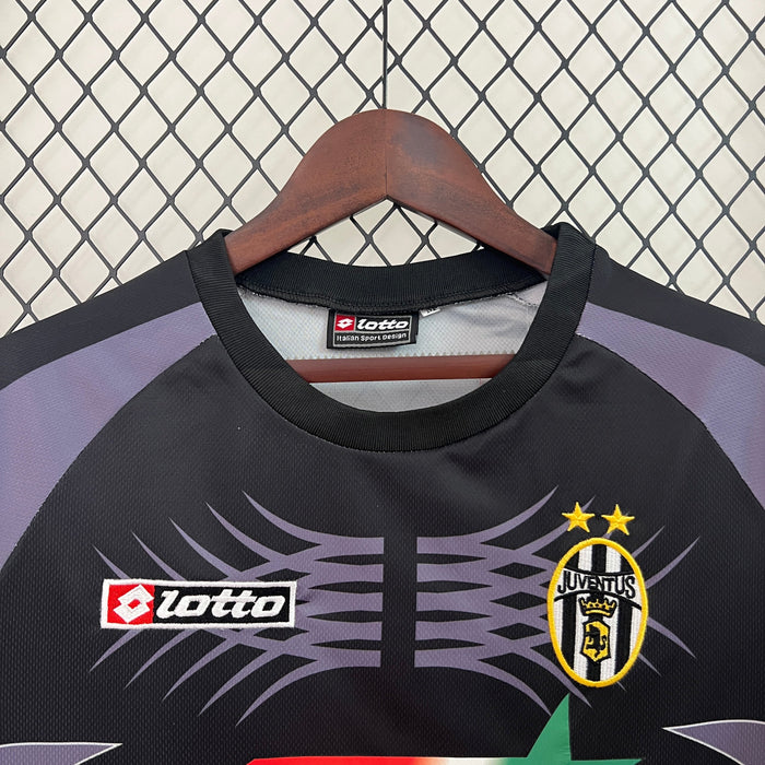 Camiseta Juventus Arquero 200102  Retro