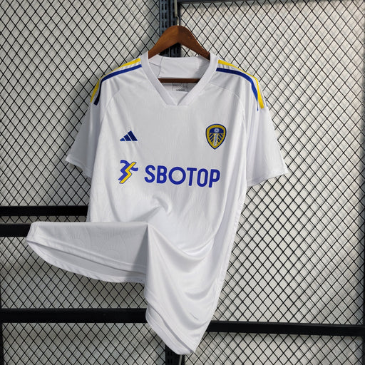 Camiseta Leeds United Local 202324  Versión fan