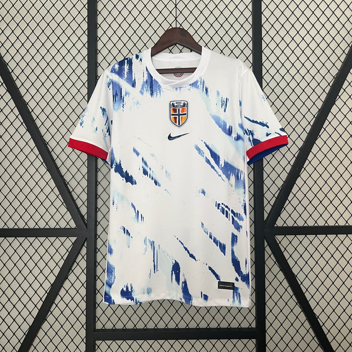 Camiseta  Noruega Visita 202425   Versión fan