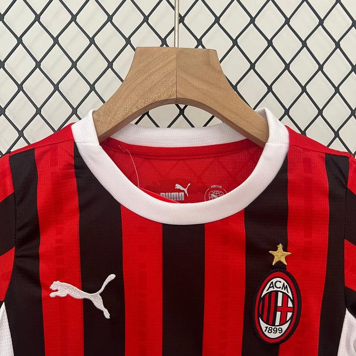 Conjunto niños Ac Milan Local 202425