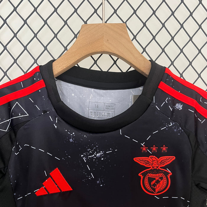 Conjunto niños Benfica Visita 202425