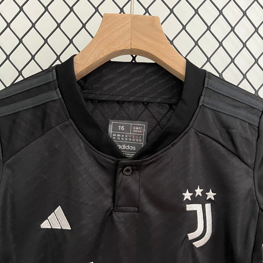 Conjunto niños Juventus Visita 202324 Tercer Kit