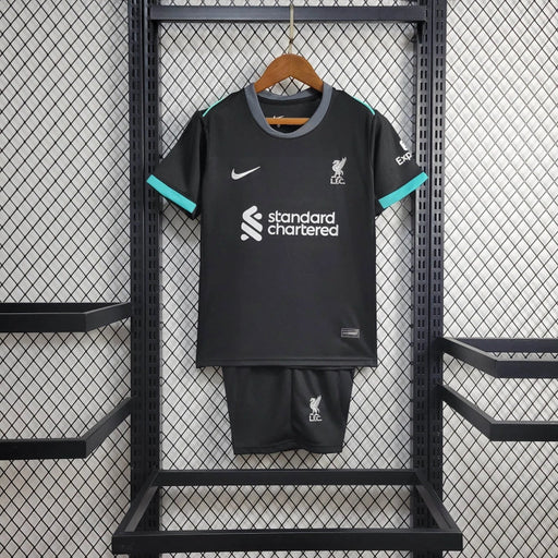 Conjunto niños Liverpool Visita202425