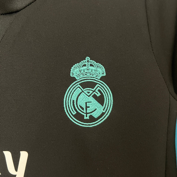 Conjunto niños  Real Madrid Visita 201718