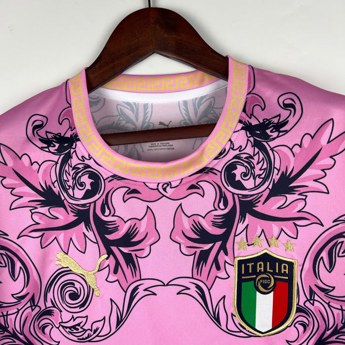 Italia Versace Edition Pink  Versión conceptual