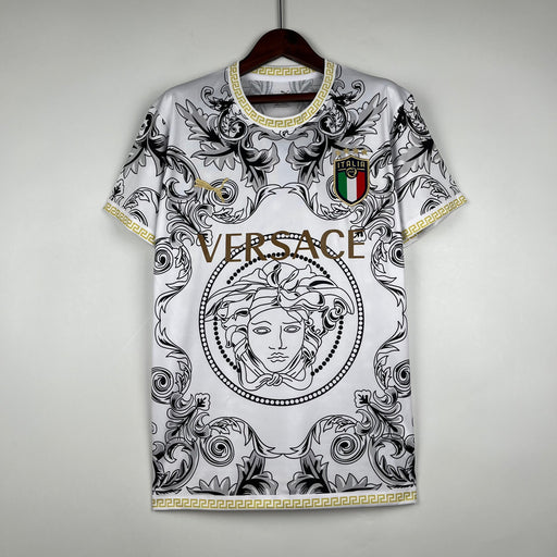 Italia Versace Edition White  Versión conceptual