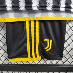 Juventus - Kit de niños  Local 202324