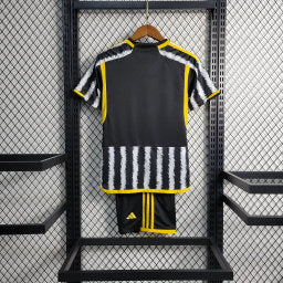 Juventus - Kit de niños  Local 202324