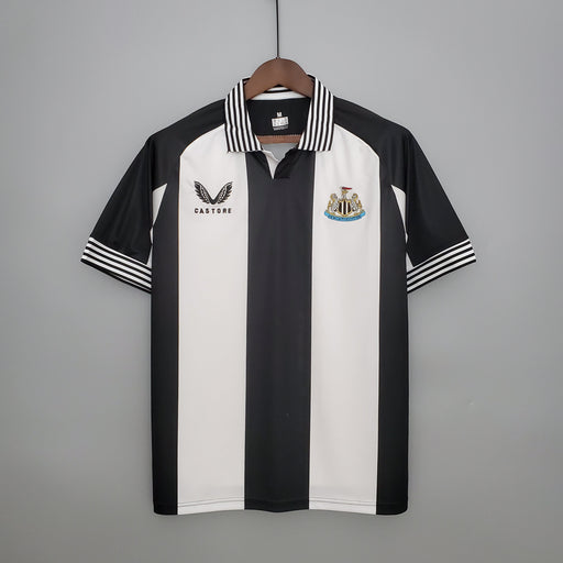 Newcastle Edición conmemorativa  Retro