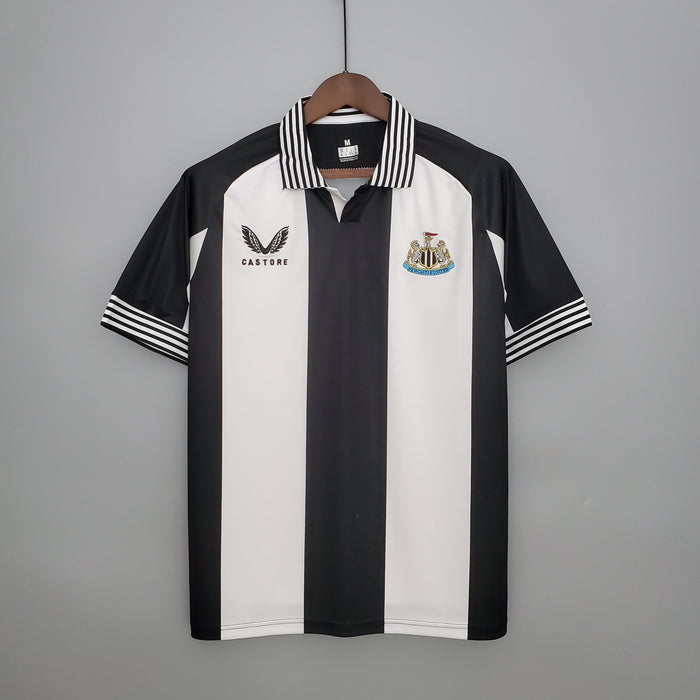 Newcastle Edición conmemorativa  Retro