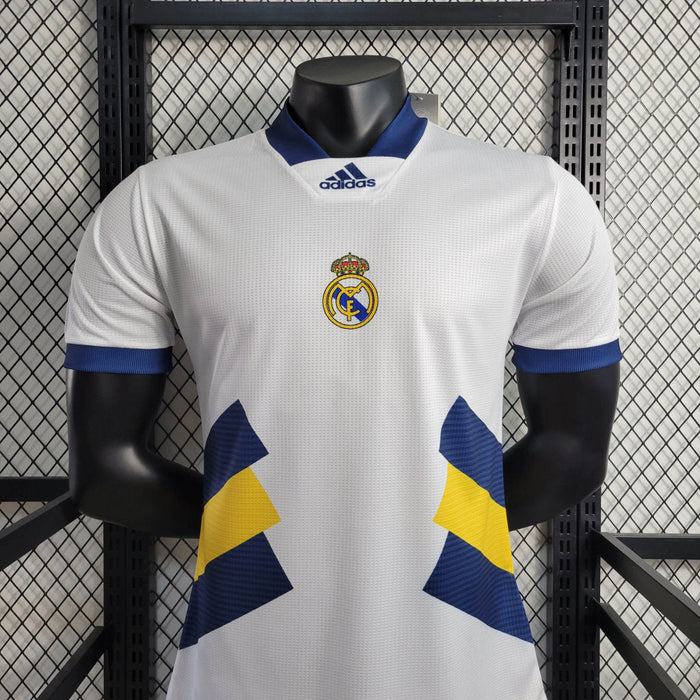 Real Madrid Casual 2023-24  Versión jugador