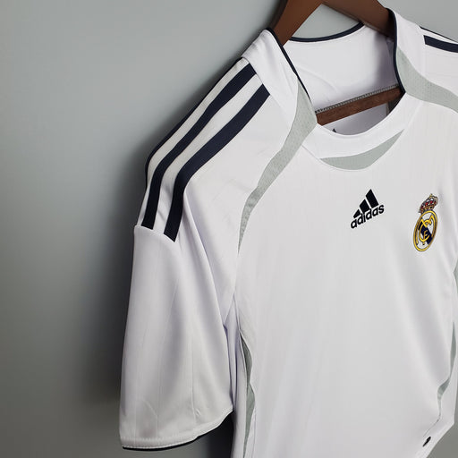 Real Madrid Teamgeist series white  Retro