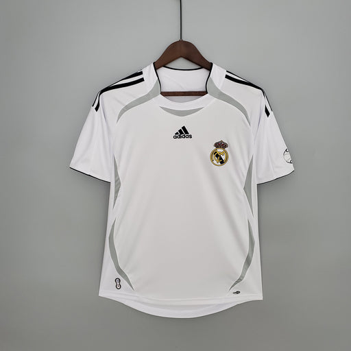 Real Madrid Teamgeist series white  Retro